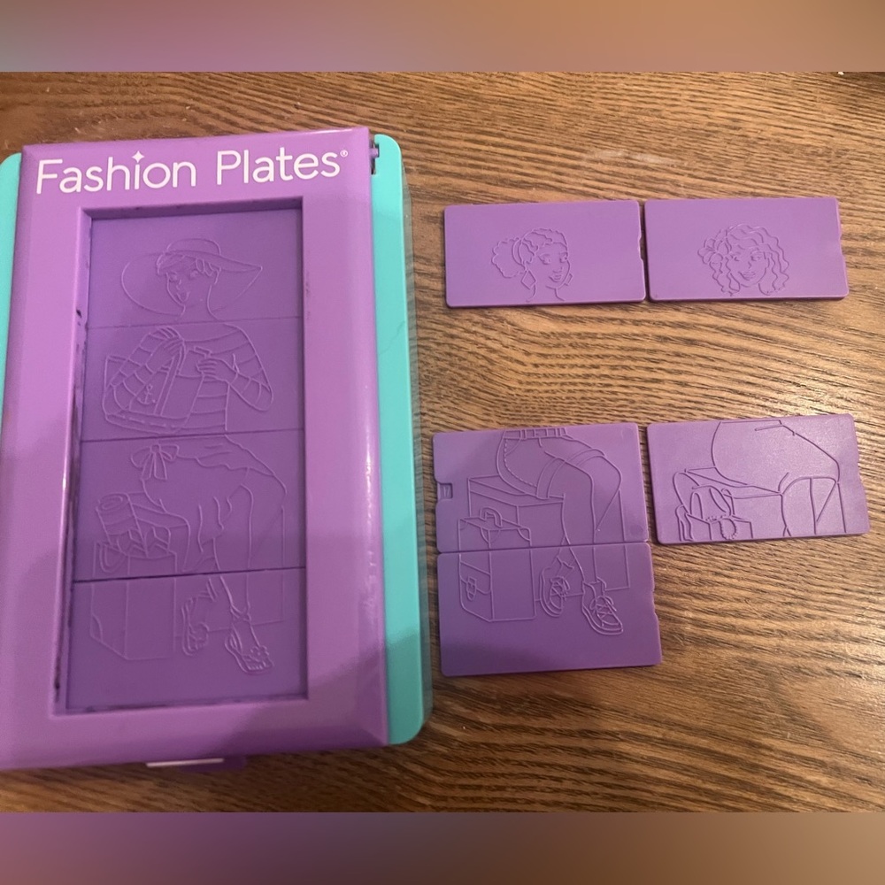 2016 Kahootz Fashion Plates with 9 plates